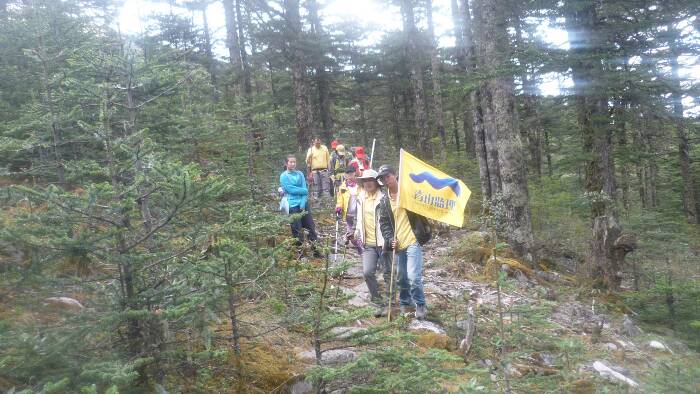 2014年云南希望工程“長江第一灣·生態(tài)毅行”徒步